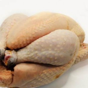 Viandes et Charcuterie-Poulet Cou nu Noir - de 1.5 à 1.8 Kg-FERME HAIE DUVAL